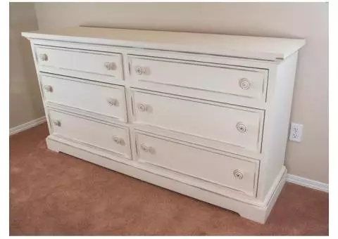 Vintage Style 6-Drawer Dresser