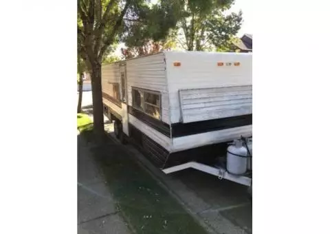 Must sell!!! Trailer/tiny home
